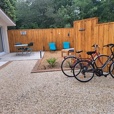 La Petite Perle Semesterbostad *